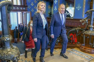Jako dialog němého s hluchým. Lavrova jednání s britskou ministryní zklamalo - Novinky